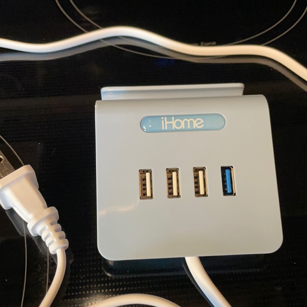 iHome Charger